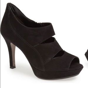 Paul Green Vanna Heel Women’s 10